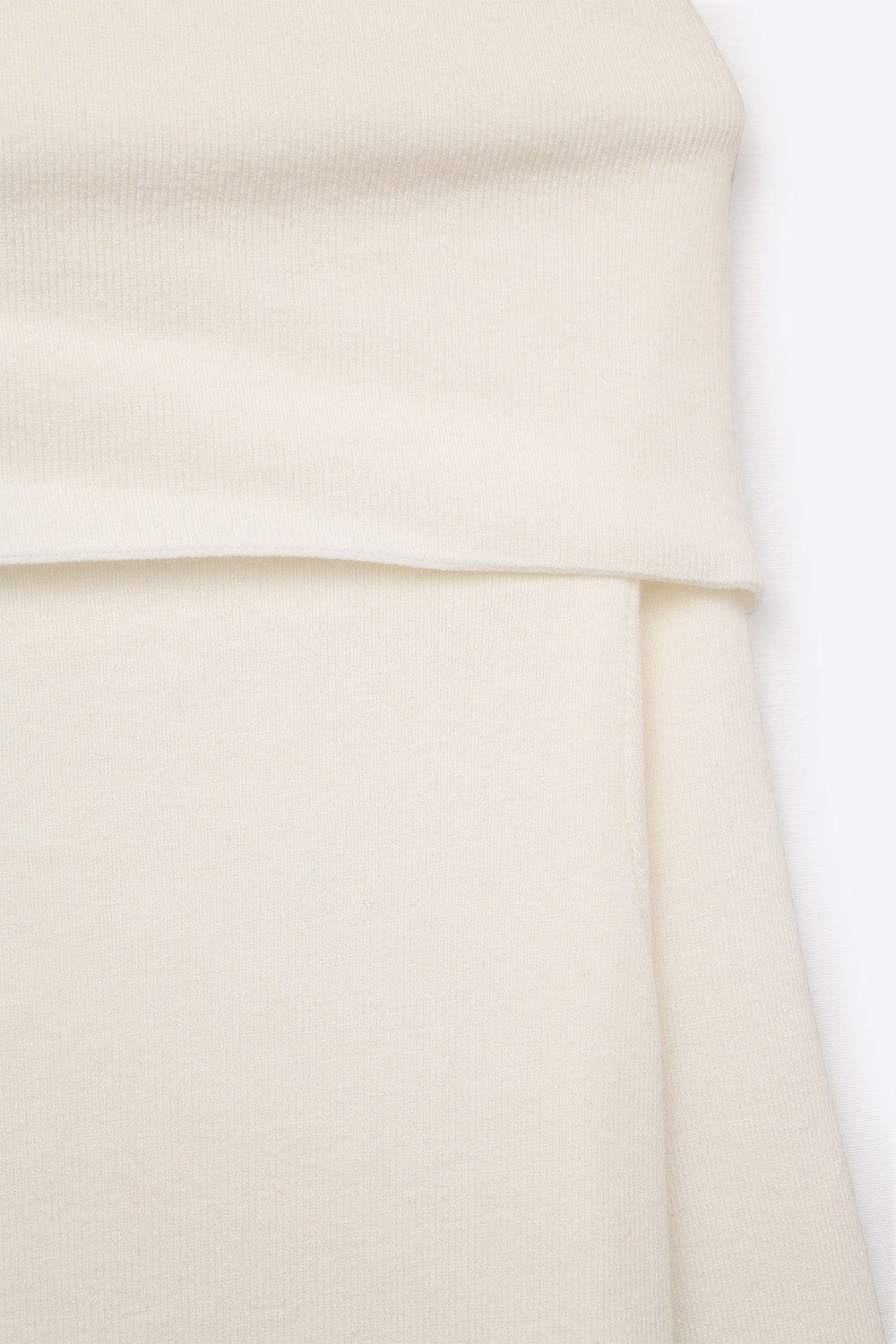 Chic Off-Shoulder boat neck Knit Top in white - Sweaters