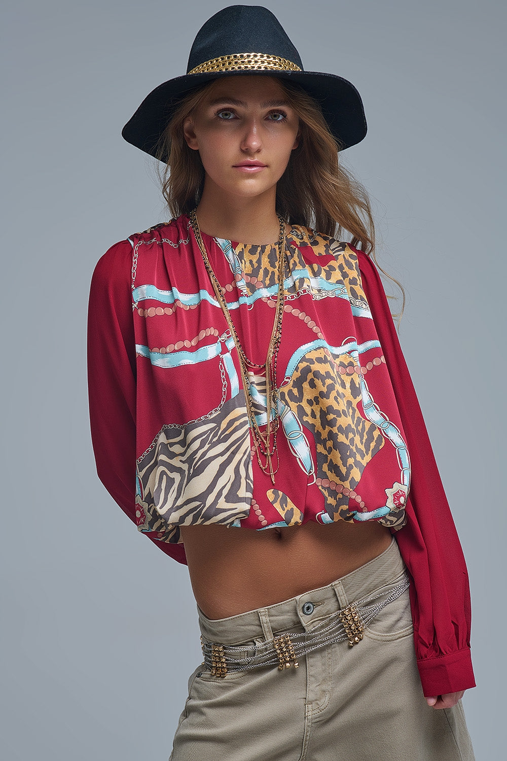 Chic Red Cropped Blouse with Abstract Print - Tops