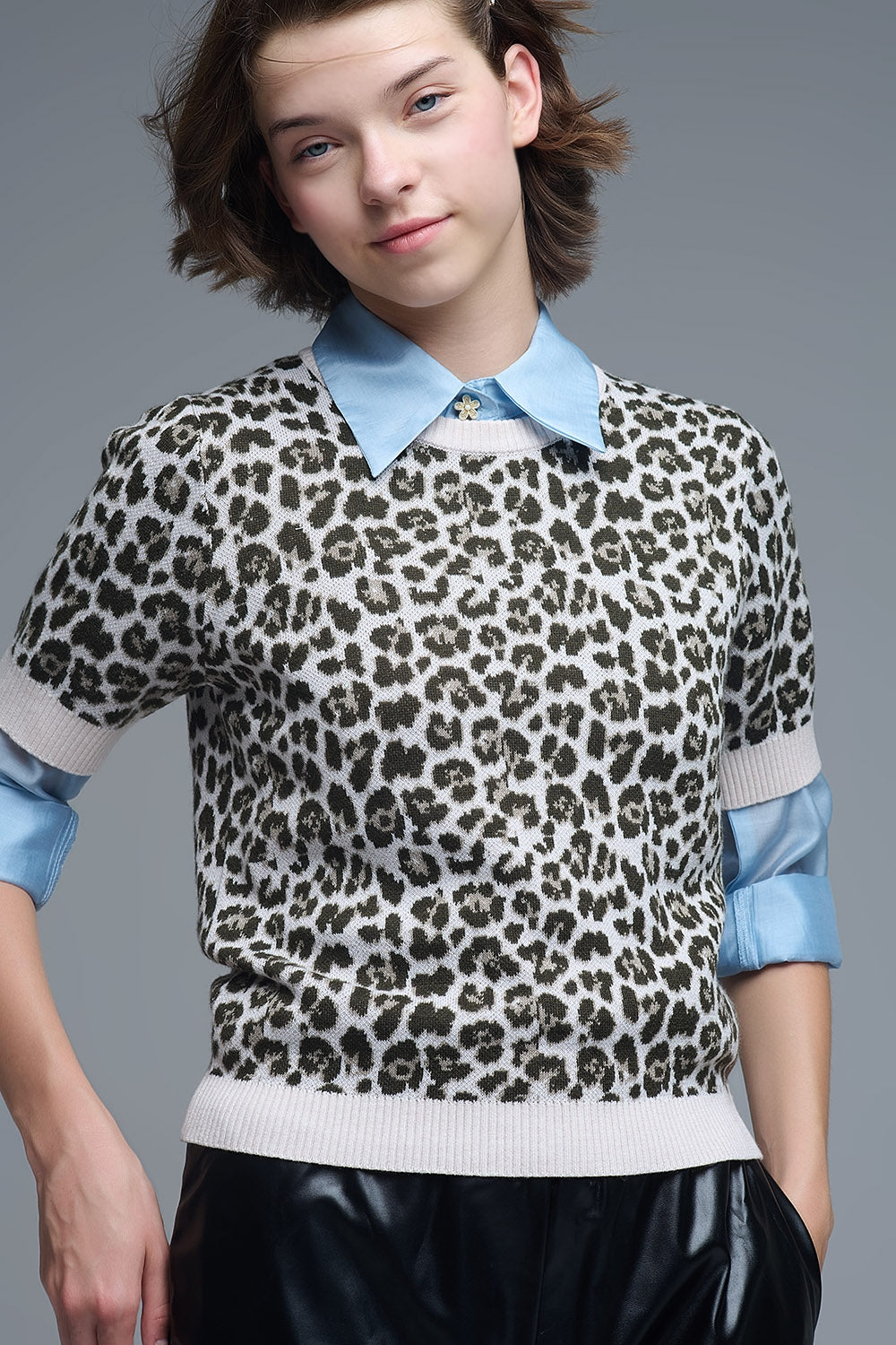 Chic Short Sleeve Leopard Print Sweater - Sweaters