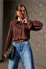 Chemisier marron chic pour femme Roco Fashion, pour des tenues élégantes