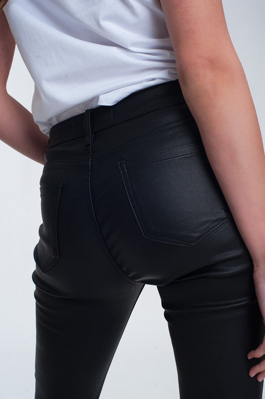Coated pants in black - Trousers