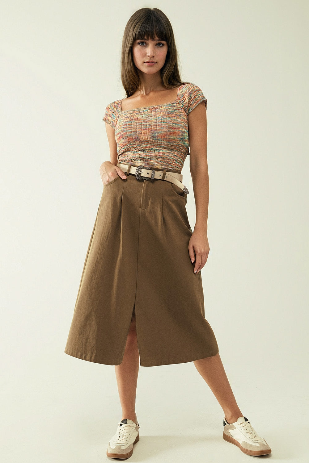 Colorful elastic top with bare lower back - T-shirts