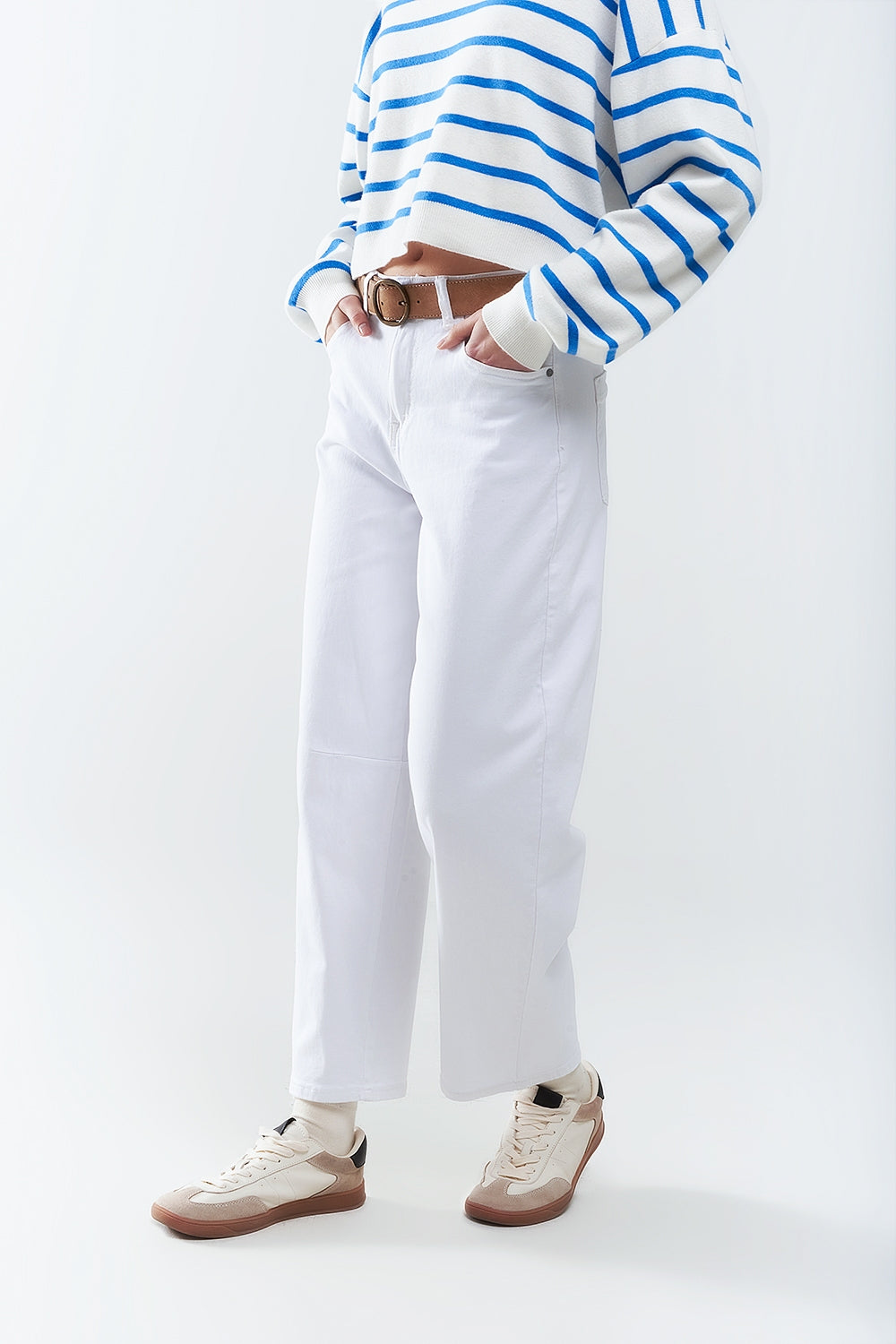 comfortable stretch jeans with barrel leg in white - Jeans