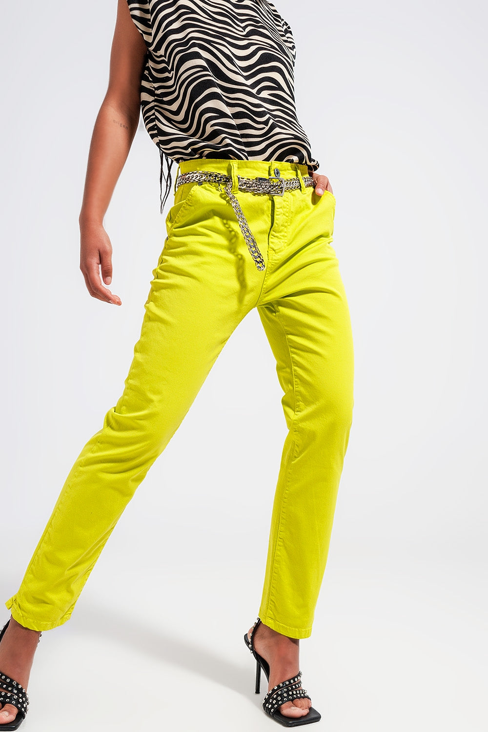 Cotton blend pants in yellow - Trousers