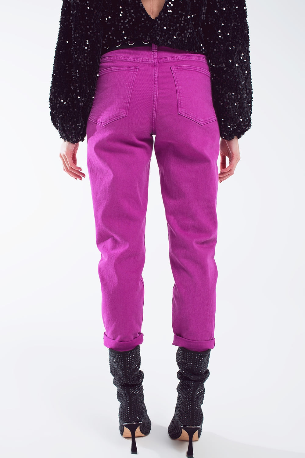 Cotton mid rise slouchy jean in Magenta - Jeans