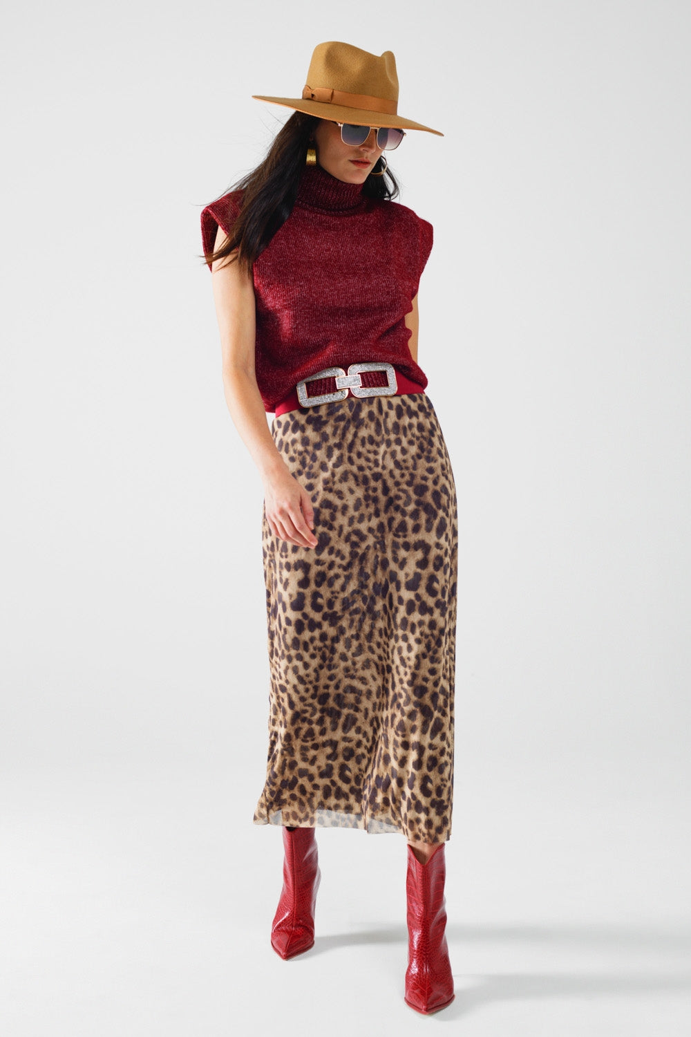 Cozy turtleneck sleeveless sweater in burgundy - Jumpers
