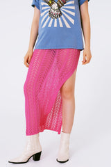 Jupe longue au crochet en rose