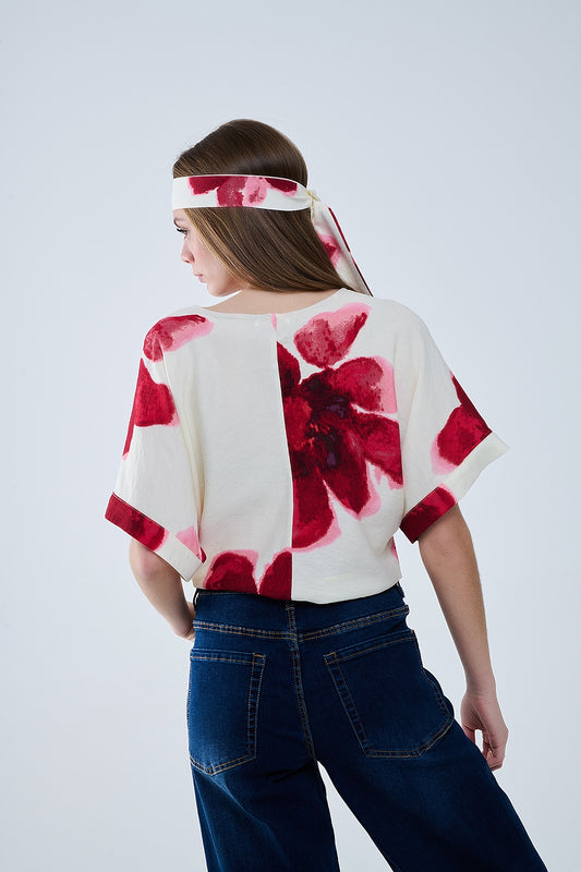 Cropped Beige Blouse With Tropical Floral Print in Red Tied At The Waist - Blouses