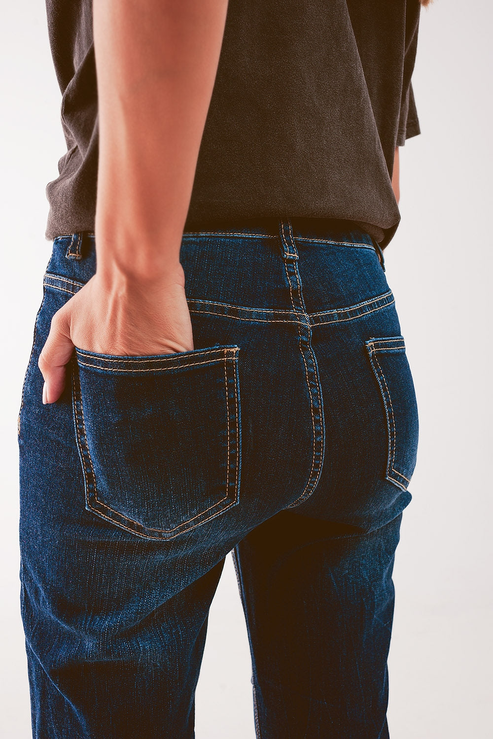 Cropped kickflare jeans in mid washing - Jeans