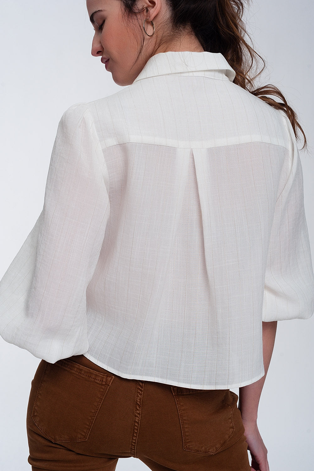 Cropped shirt with puff sleeve in cream - Shirts