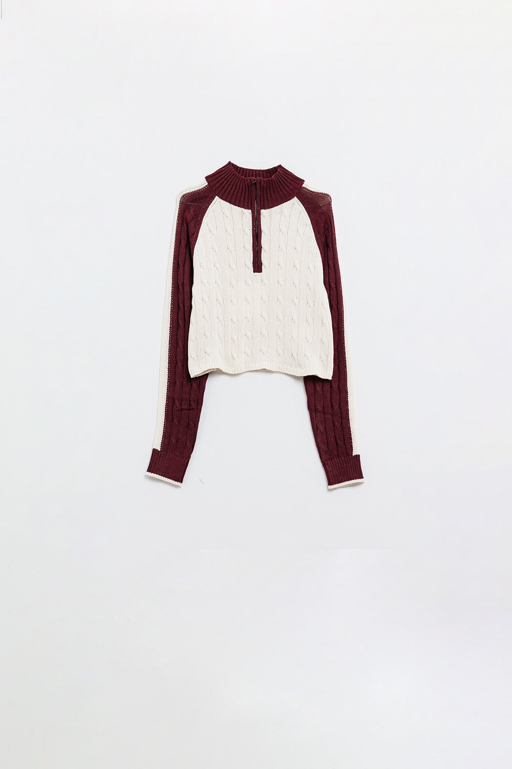 cropped white and burgundy sweater with neck zipper - Jumpers