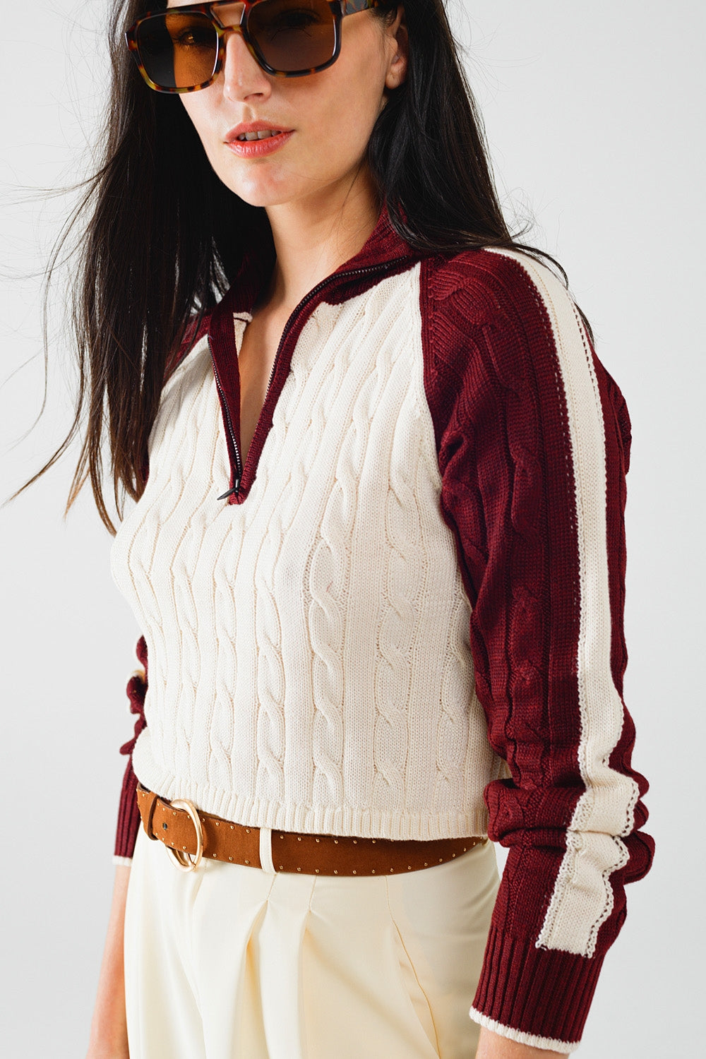 cropped white and burgundy sweater with neck zipper - Jumpers