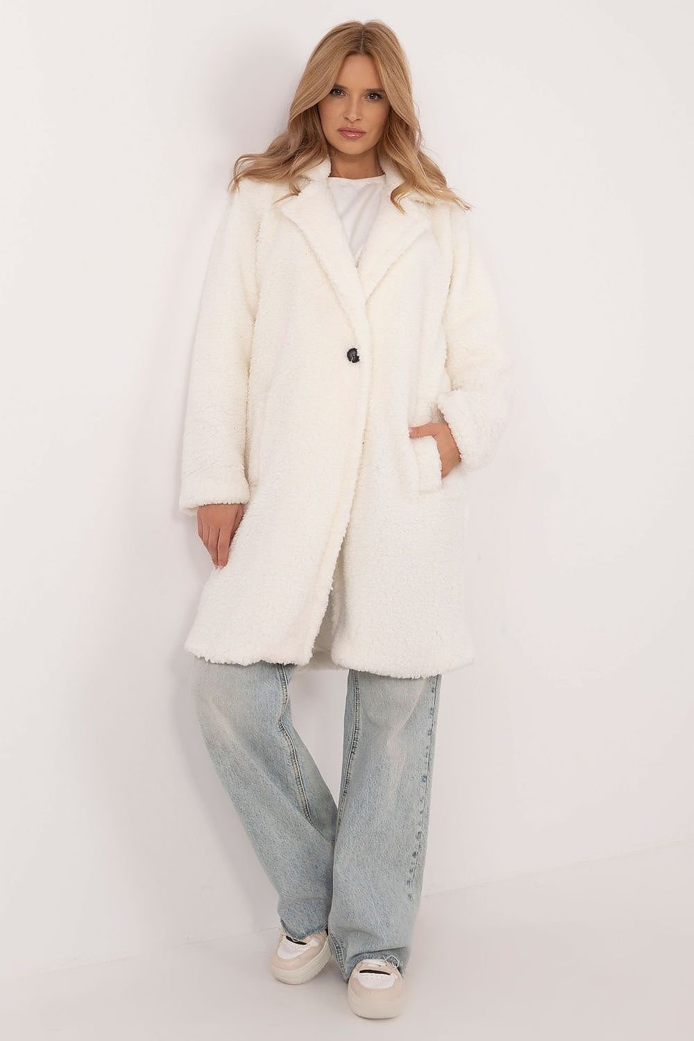 Elegant Women's Winter Coat beige one-size-fits-all - Coats