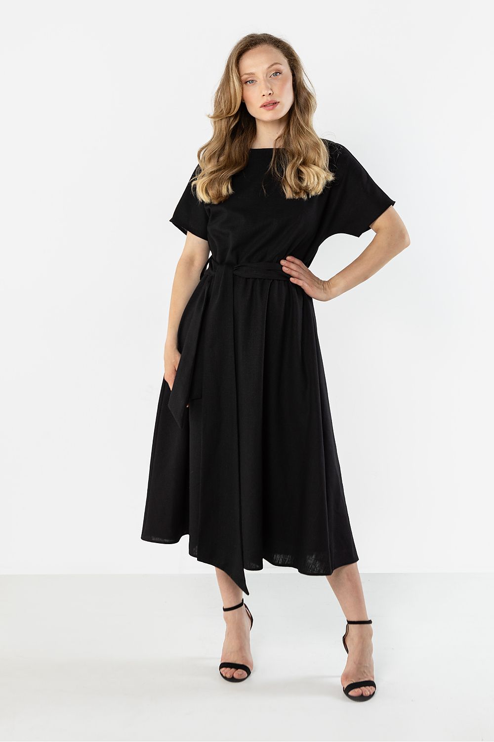Awama Black Midi Flared Bottom Dress with Short Sleeves and Tie Waist Detail