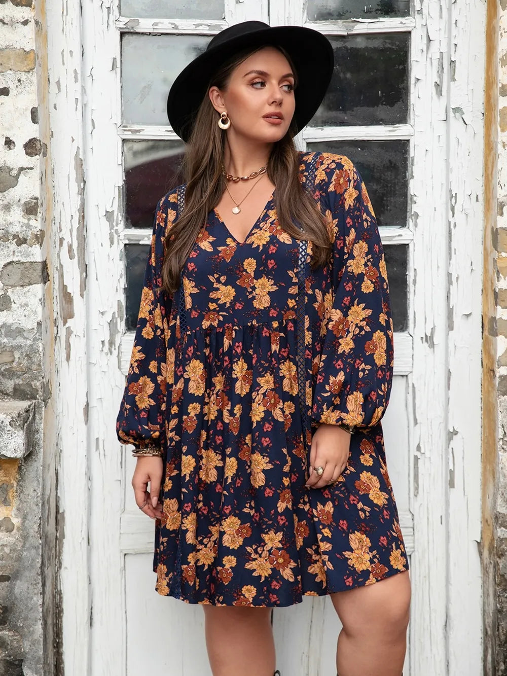 Plus Size Floral V-Neck Balloon Sleeve Dress -