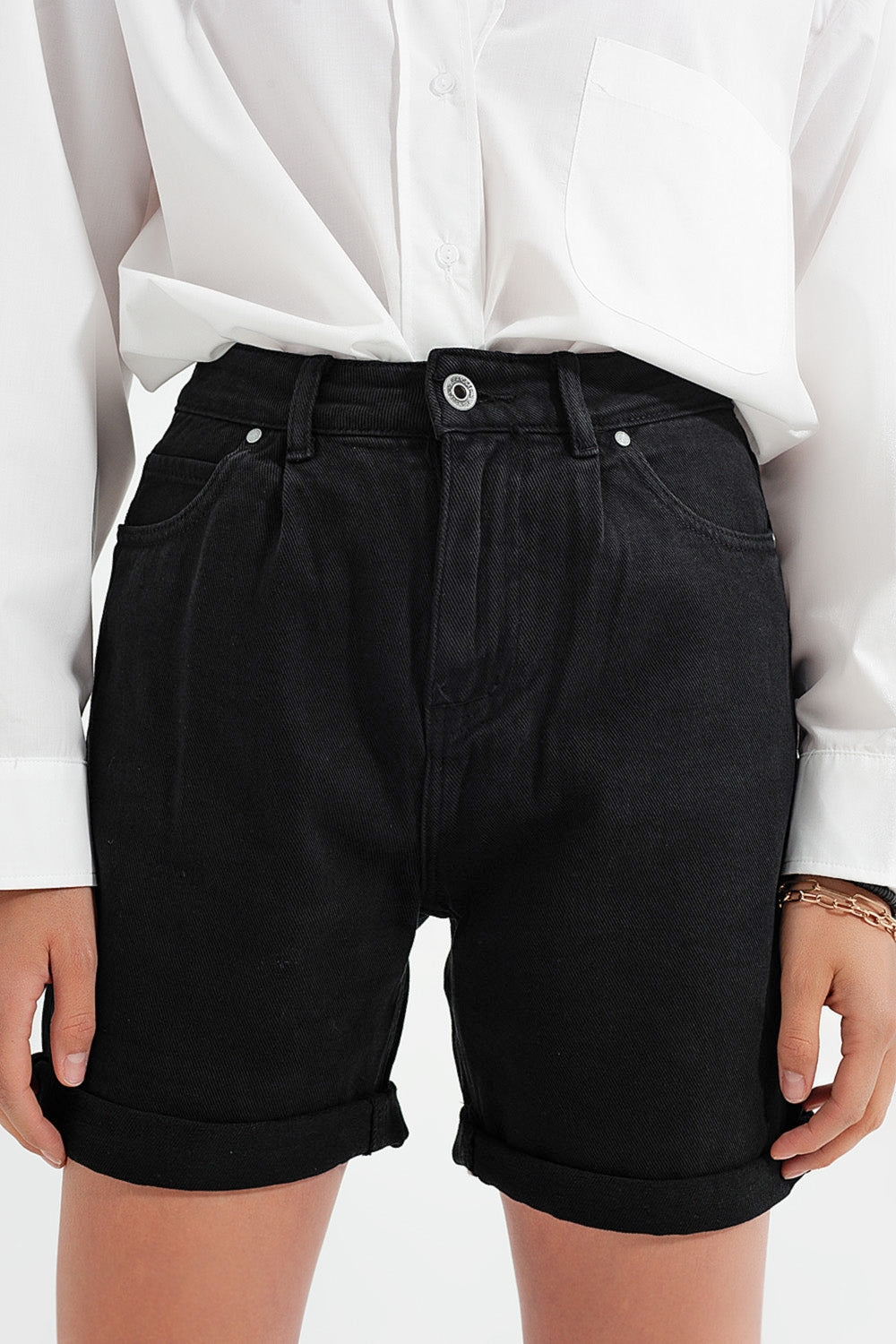 Denim mom shorts in black - Trousers