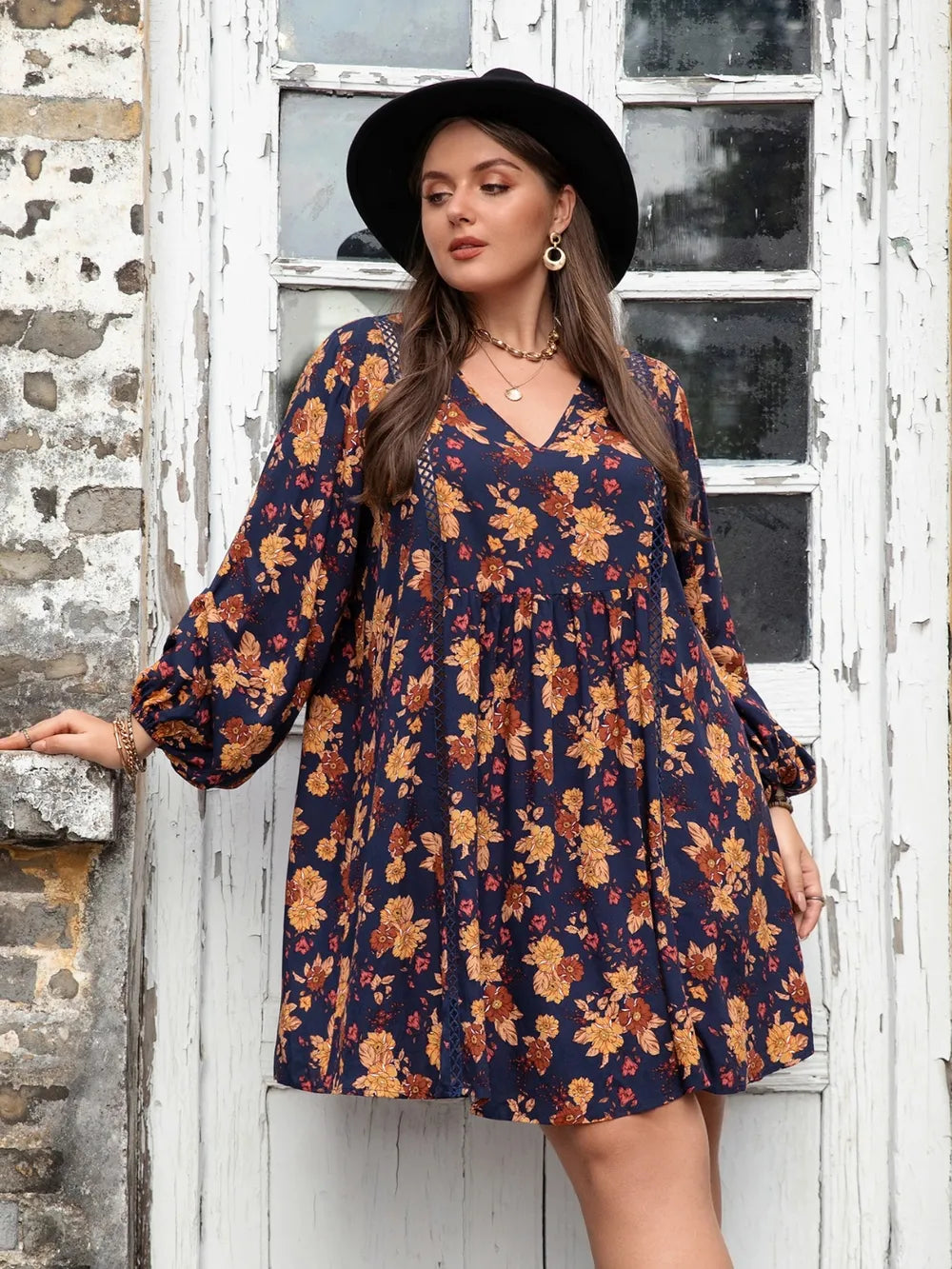 Plus Size Floral V-Neck Balloon Sleeve Dress -