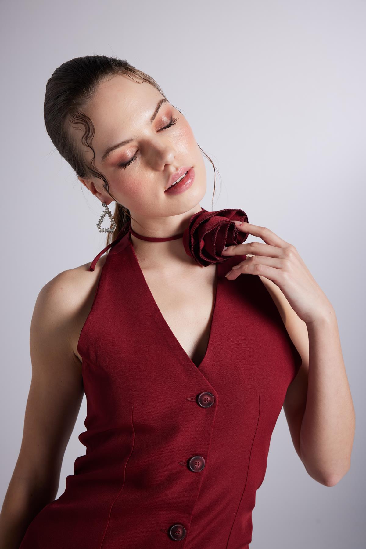 Becca Burgundy Rose Accessorized Mini Dress - Sheath Dresses