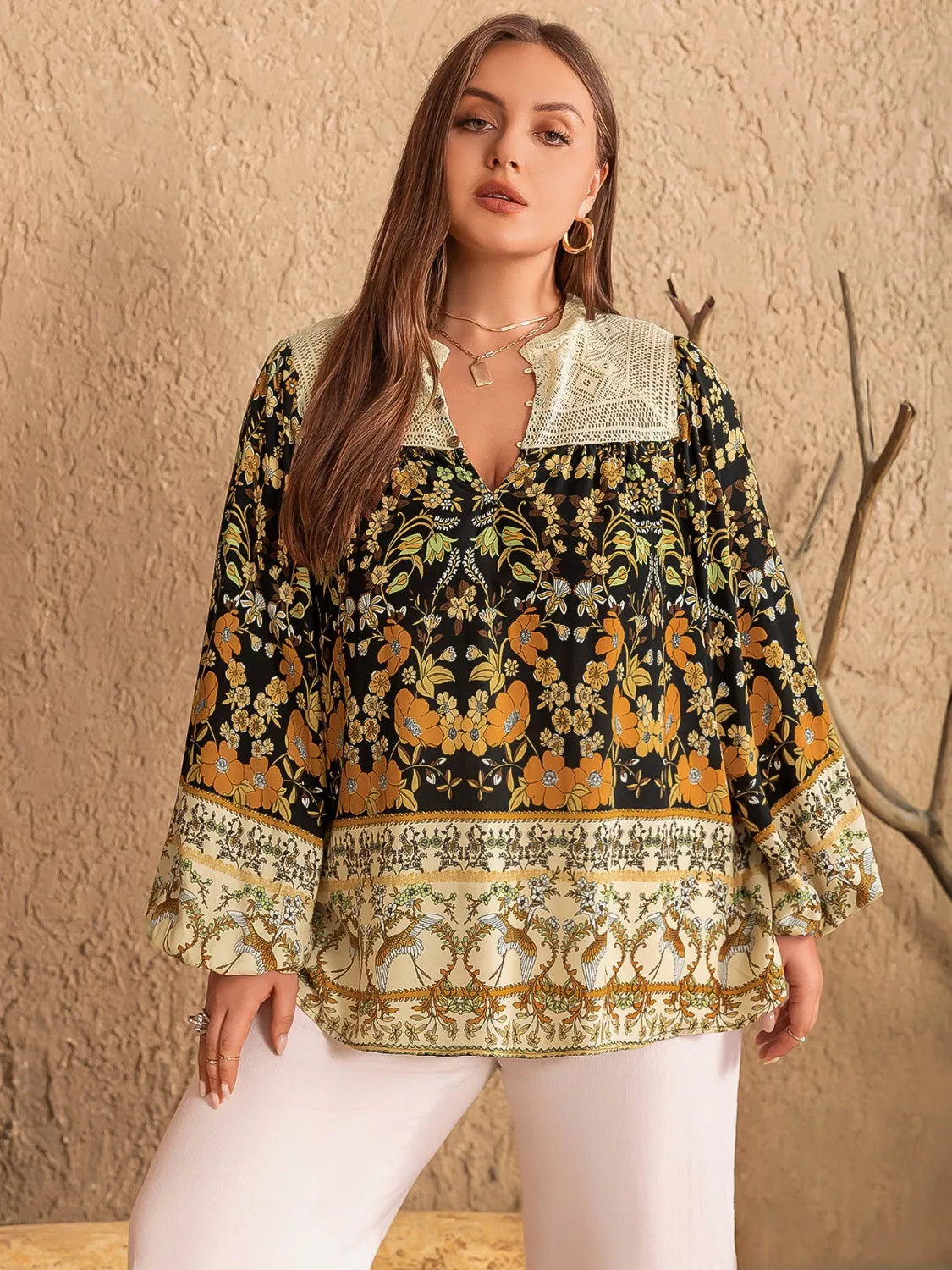 Plus Size Floral Print Notched Blouse -