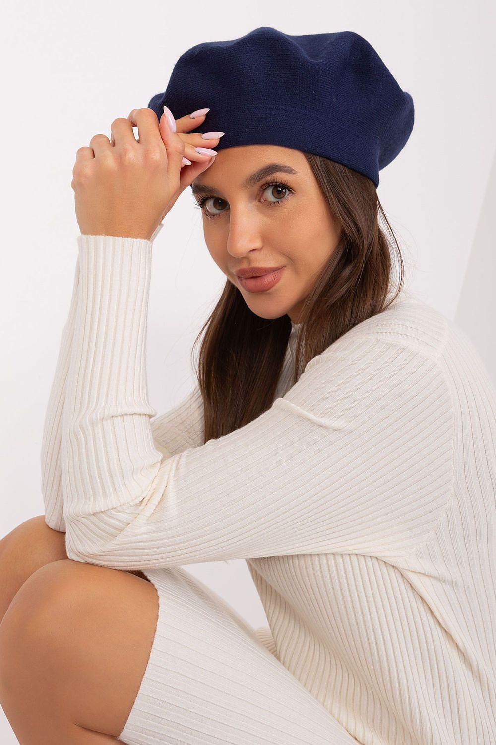 Elegant Beret with Delicate Antenna - Berets