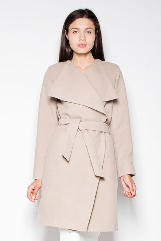 Elegant Classic Cut Model Coat for Women