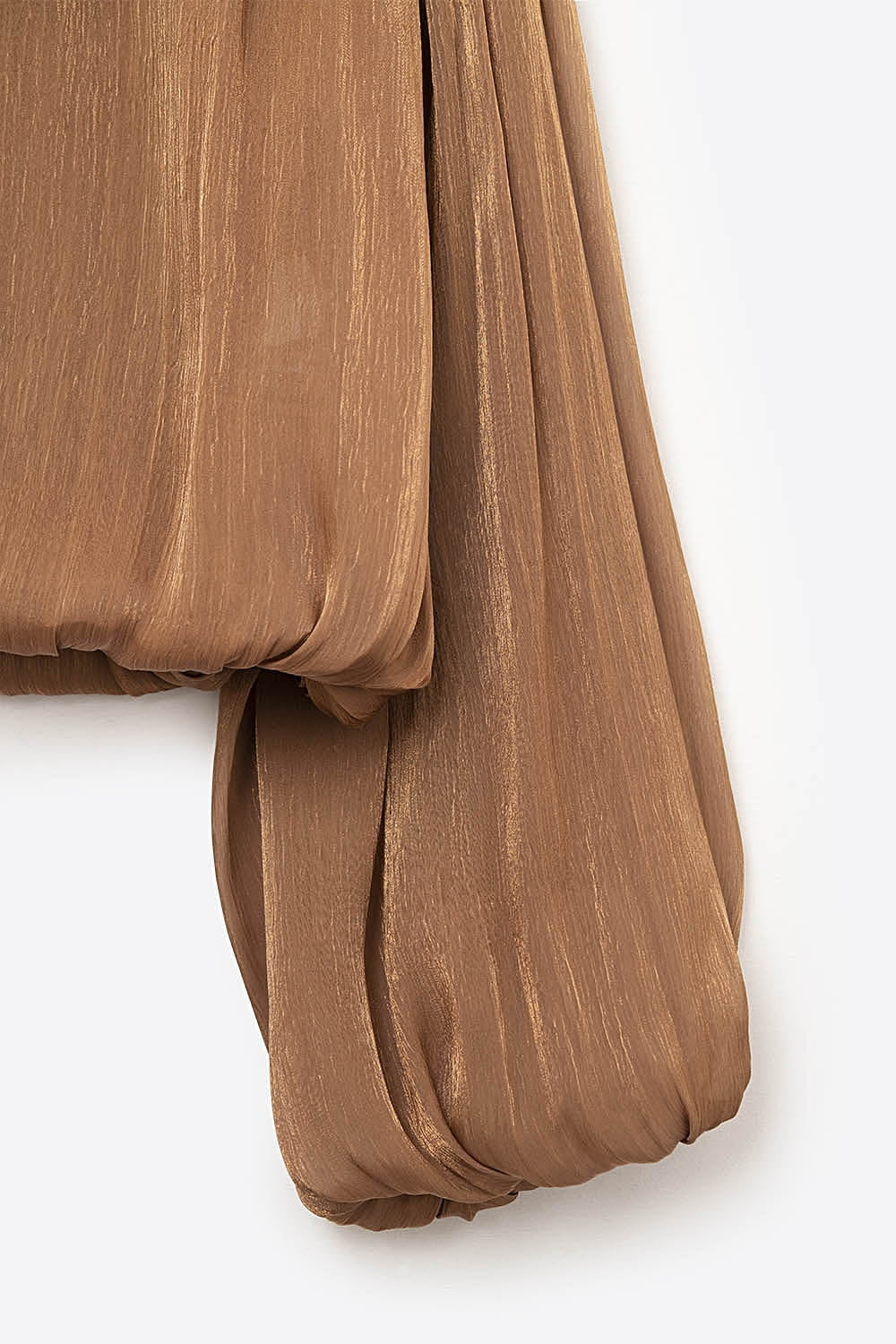 Elegant shiny Satin Cropped top in camel - Blouses