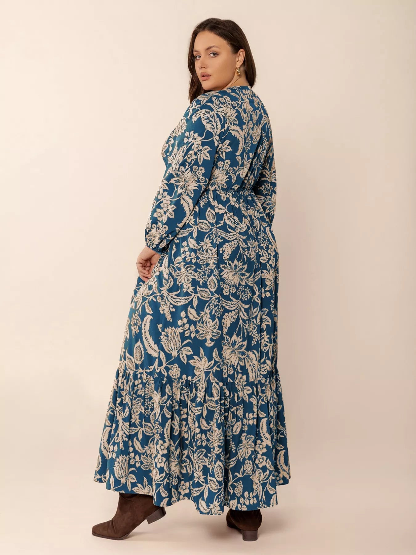 Plus Size Boho Floral Print Long Sleeve Maxi Dress -