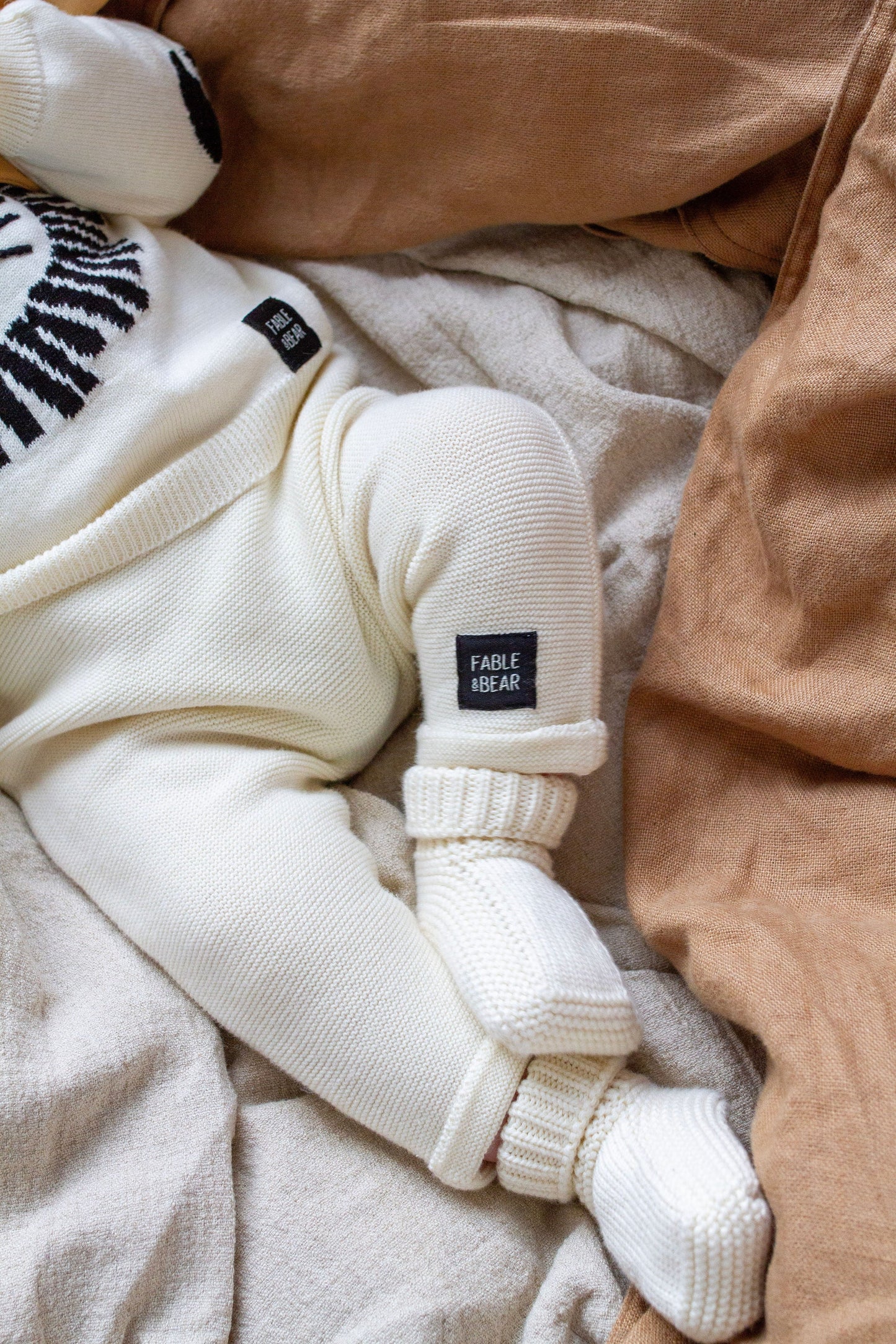 Fable and Bear Lion King Jumper for Baby Kids - Sweaters