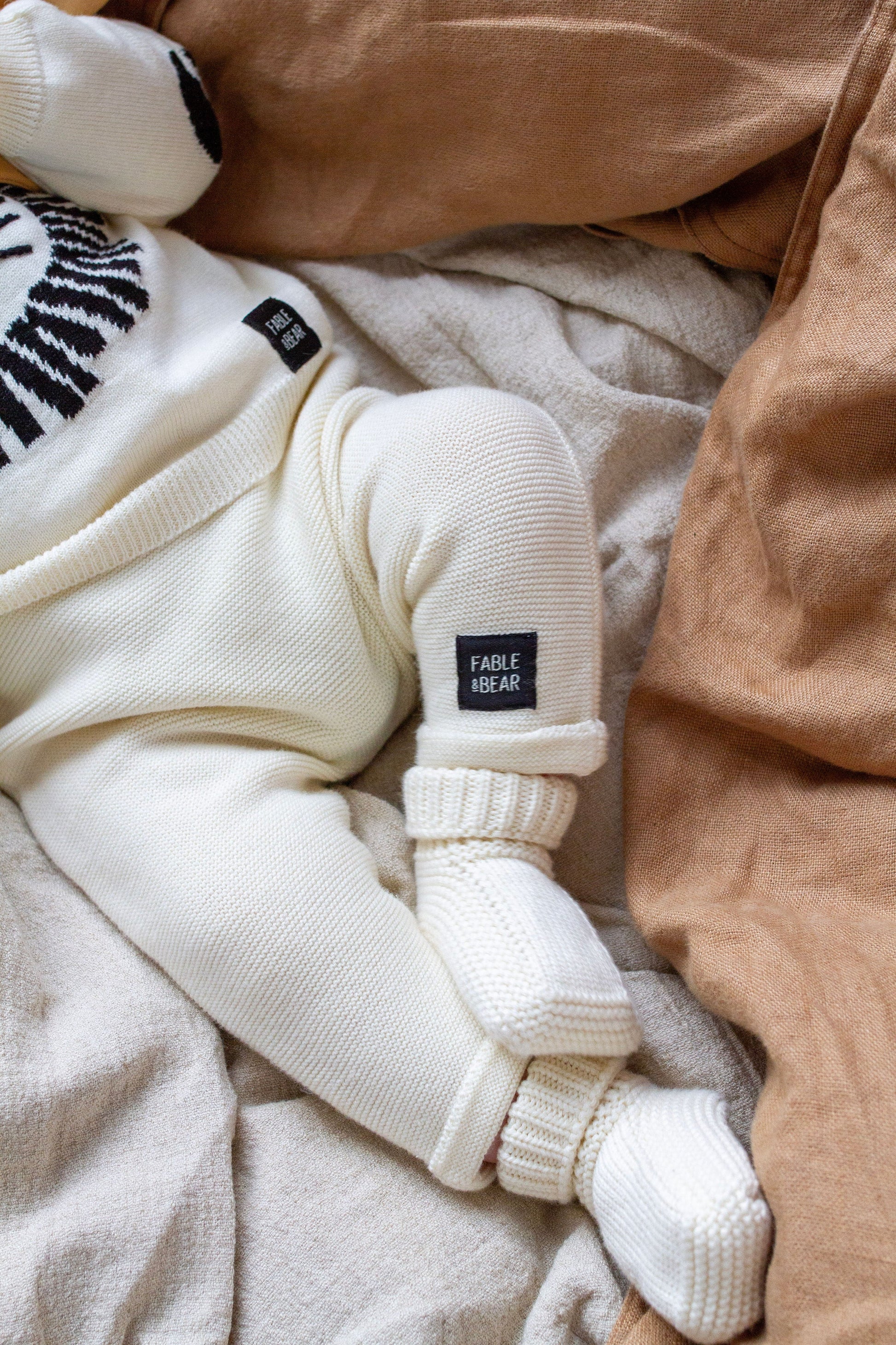 Fable and Bear Lion King Jumper for Baby Kids - Sweaters