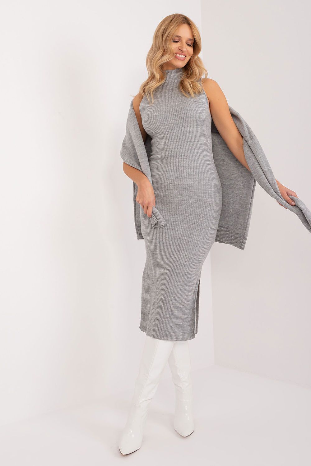 Badu Fashionable Two-Piece Set for Women - Trendy Look grey one-size-fits-all - Outfit Sets