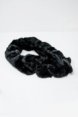 Faux fur collar in black