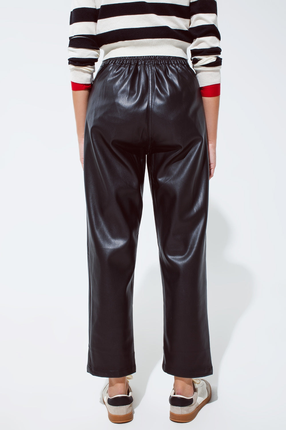 Faux leather pants with pleats and elastic waist - Trousers