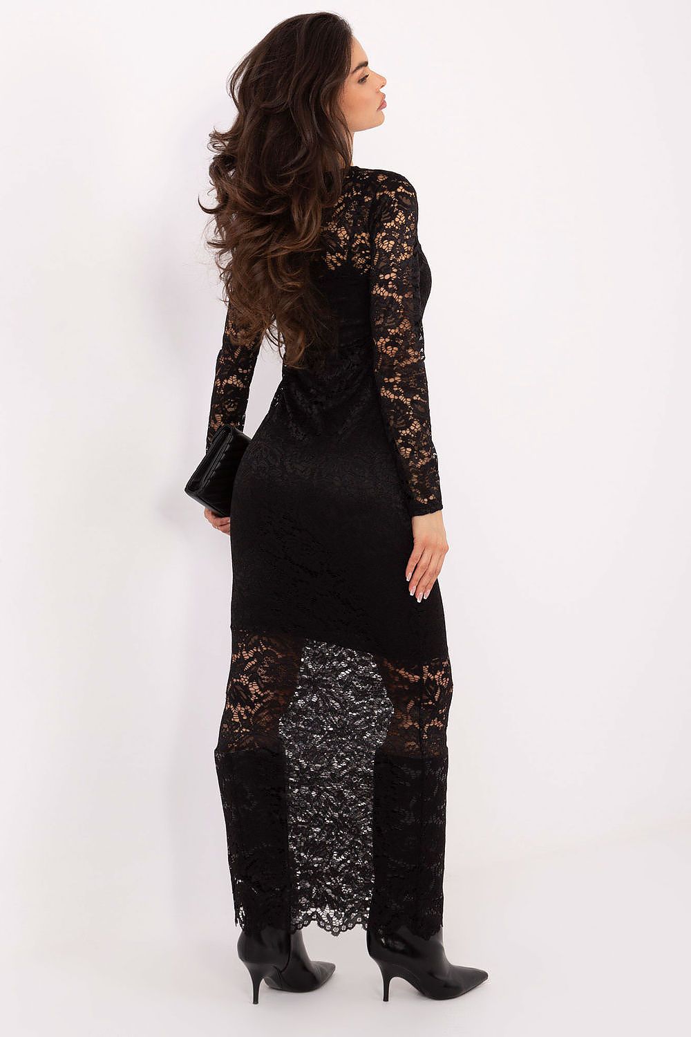 Feminine Lace Maxi Dress for Elegant Occasions - Dresses