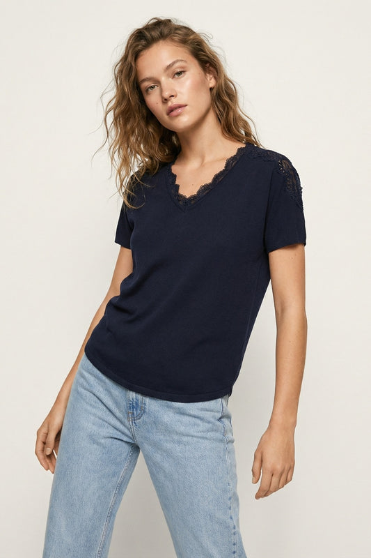 Q2 fine and soft knit sweater in navy with lace detailing on the shoulders