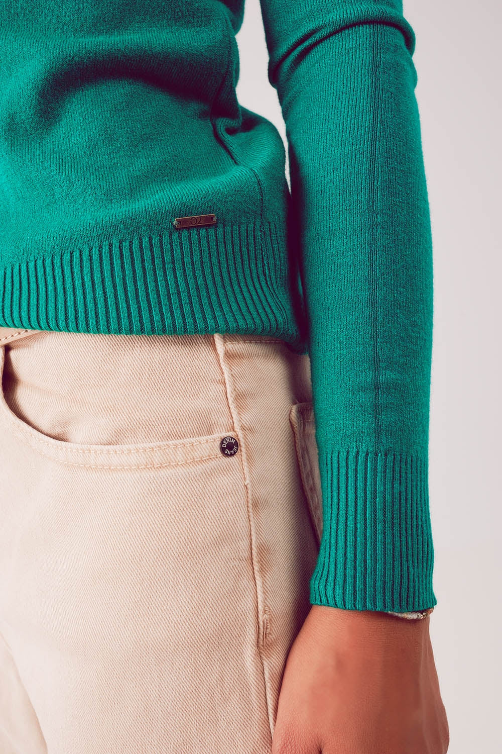 Fine knit high neck jumper in green - Jumpers