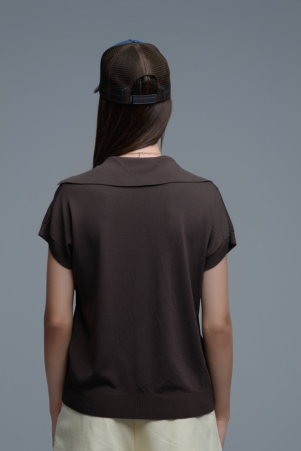 Fine Knit Polo-Style Short Sleeve Top in Brown -