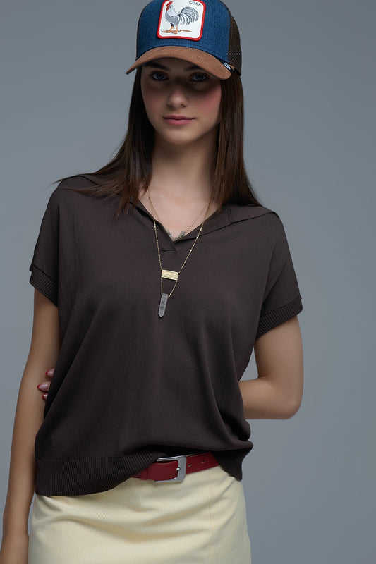 Fine Knit Polo-Style Short Sleeve Top in Brown -
