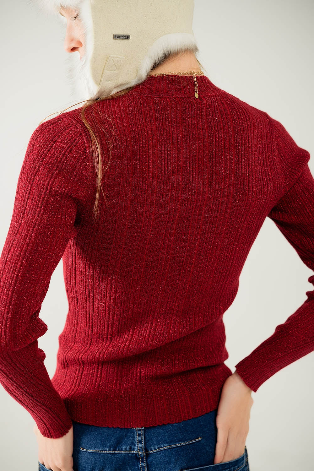 Fitted ribbed sweater in maroon with silver thread detail - Jumpers