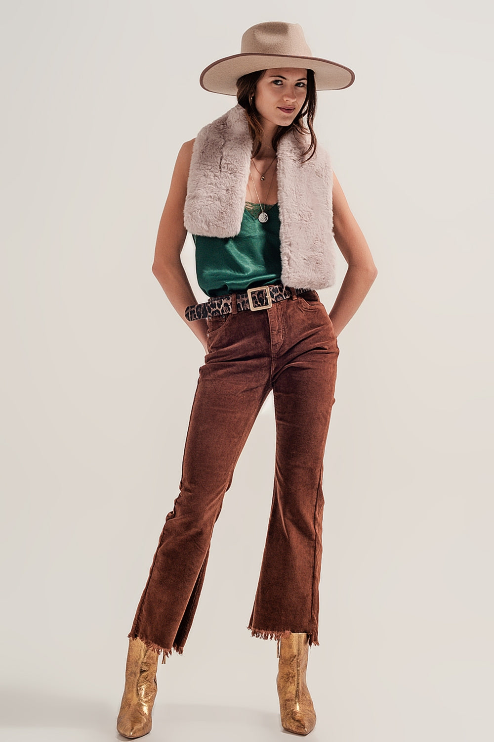 Flare corduroy pants in brown - Trousers