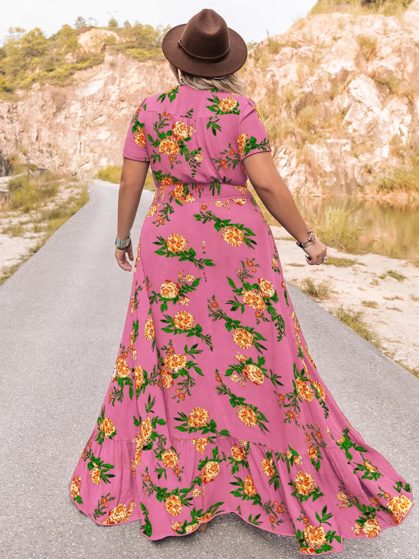 Plus Size Floral V-Neck Short Sleeve Maxi Dress - Dresses