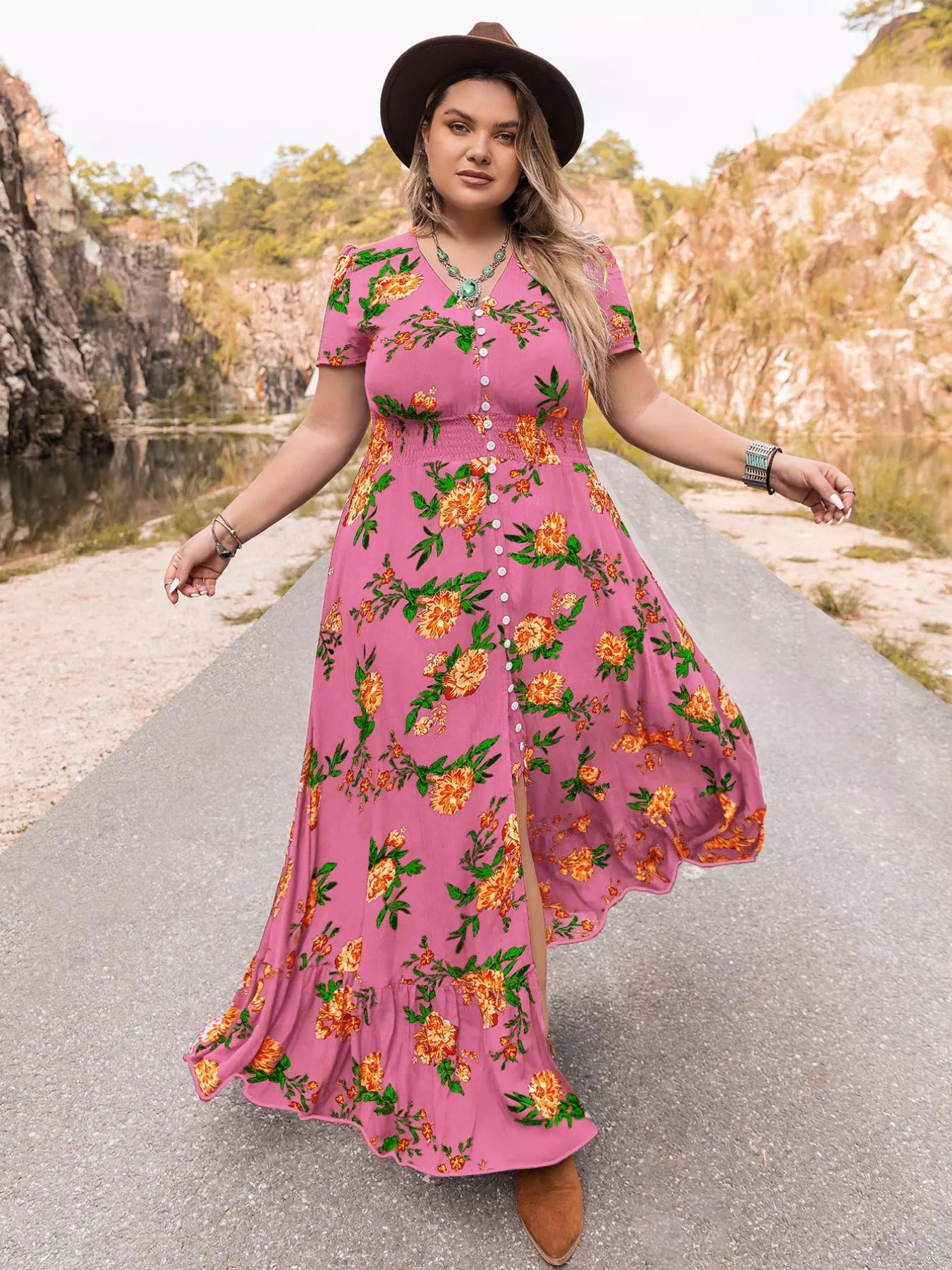 Plus Size Floral V-Neck Short Sleeve Maxi Dress - Dresses