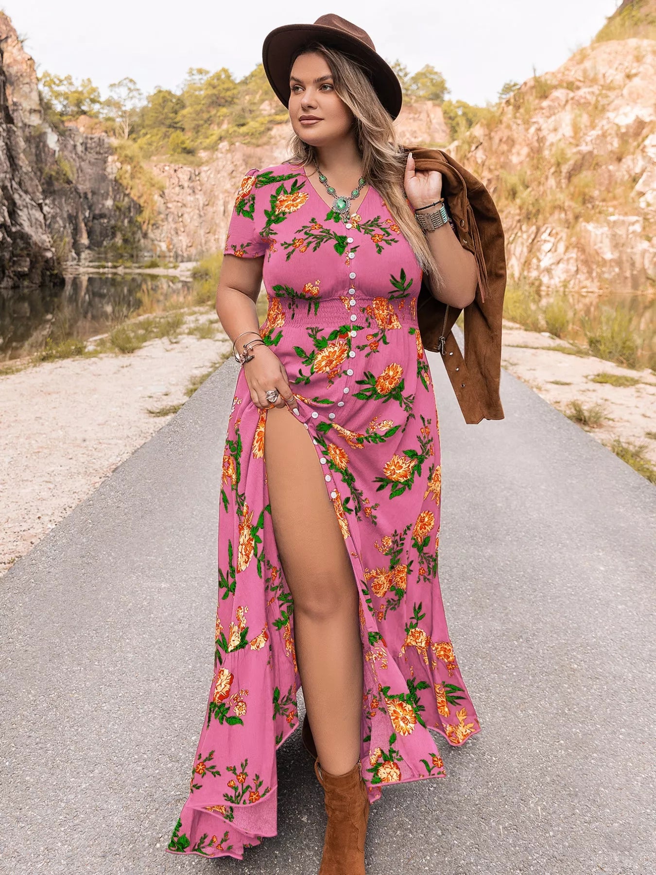 Plus Size Floral V-Neck Short Sleeve Maxi Dress - Dresses