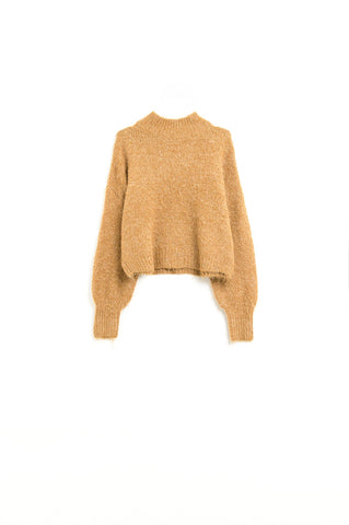 Fluffy camel sweater with high neck and balloon sleeves