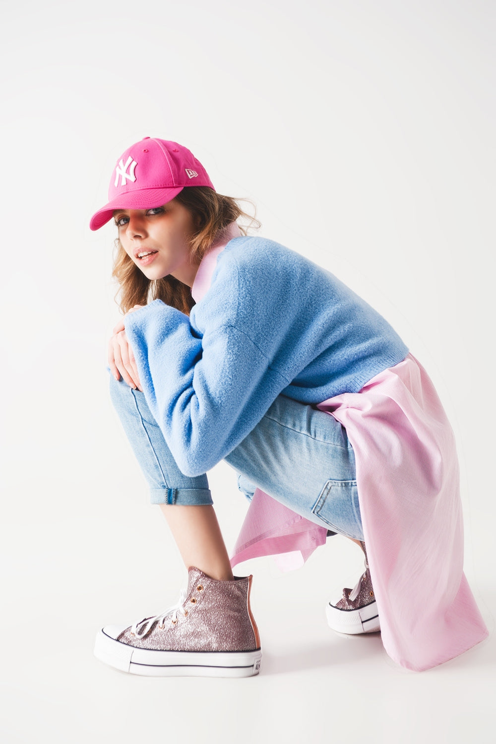 Fluffy cropped jumper in blue - Jumpers