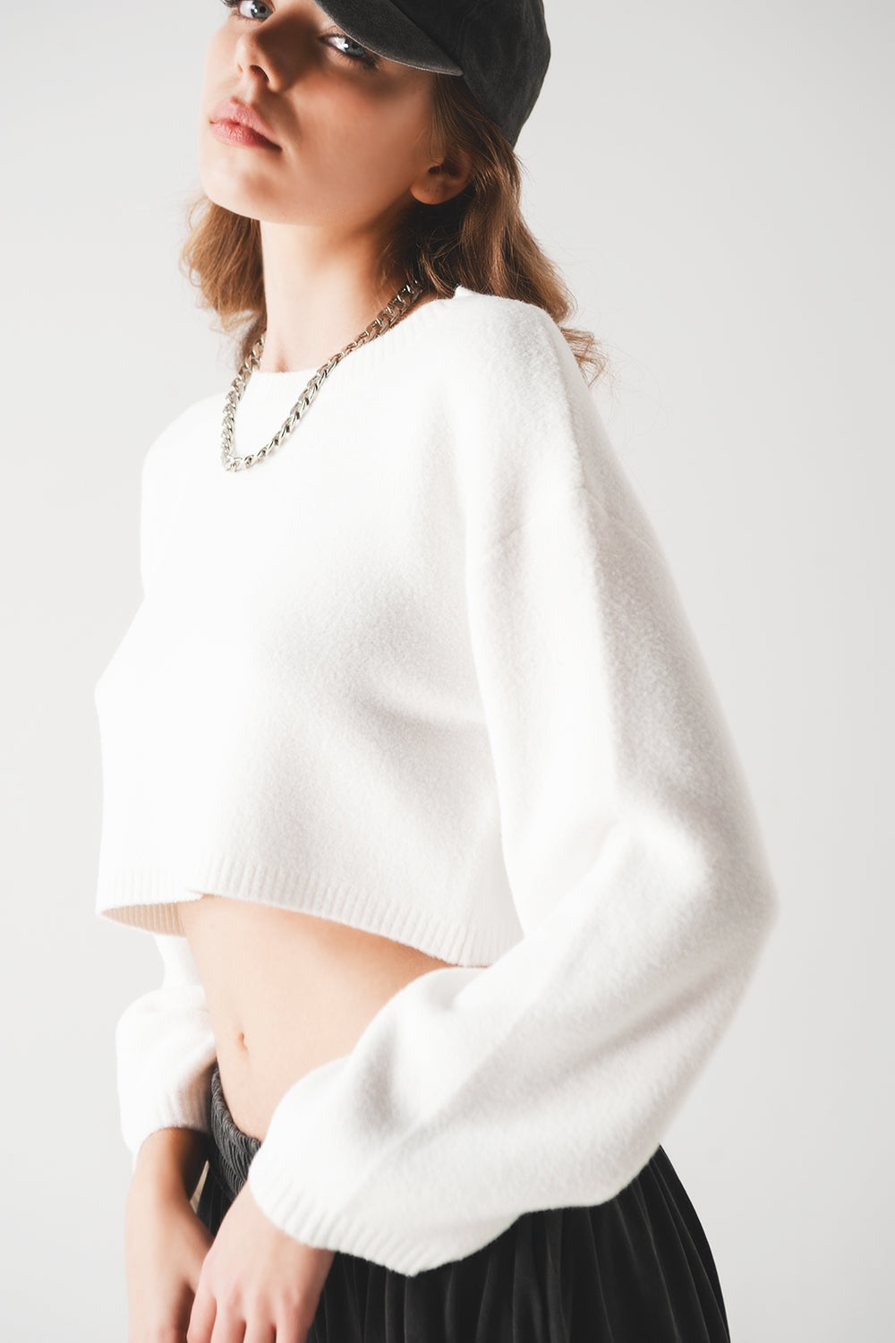 Fluffy cropped jumper in cream - Jumpers