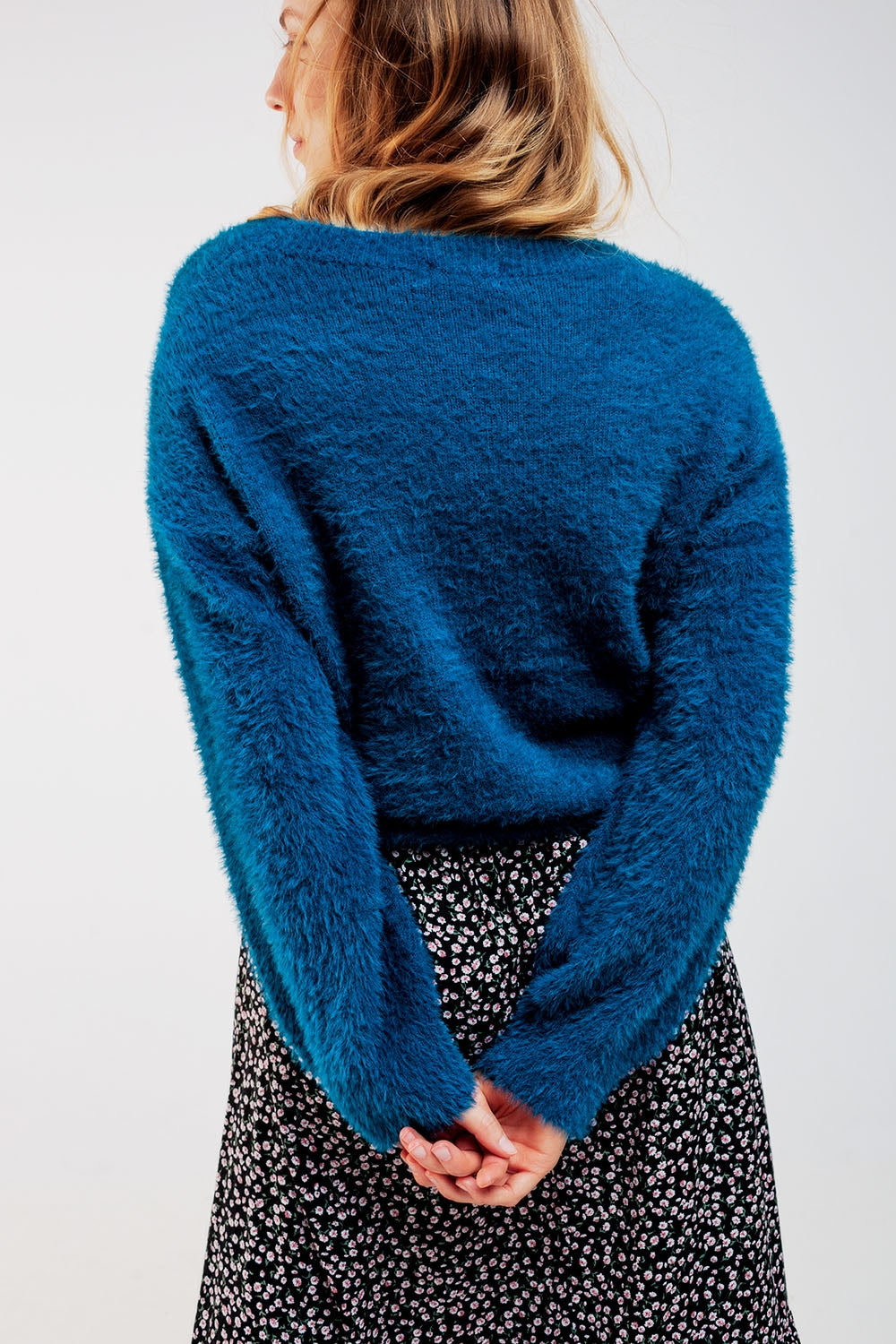 Fluffy knit jumper in blue - Jumpers