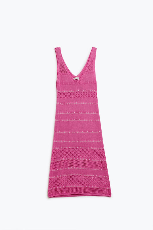 Fuchsia Midi Sleeveless Dress With V-neck and Crochet Design - Dresses