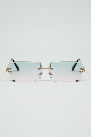 Lunettes de soleil carrées dorées à monture fine et verres dégradés turquoise et rose