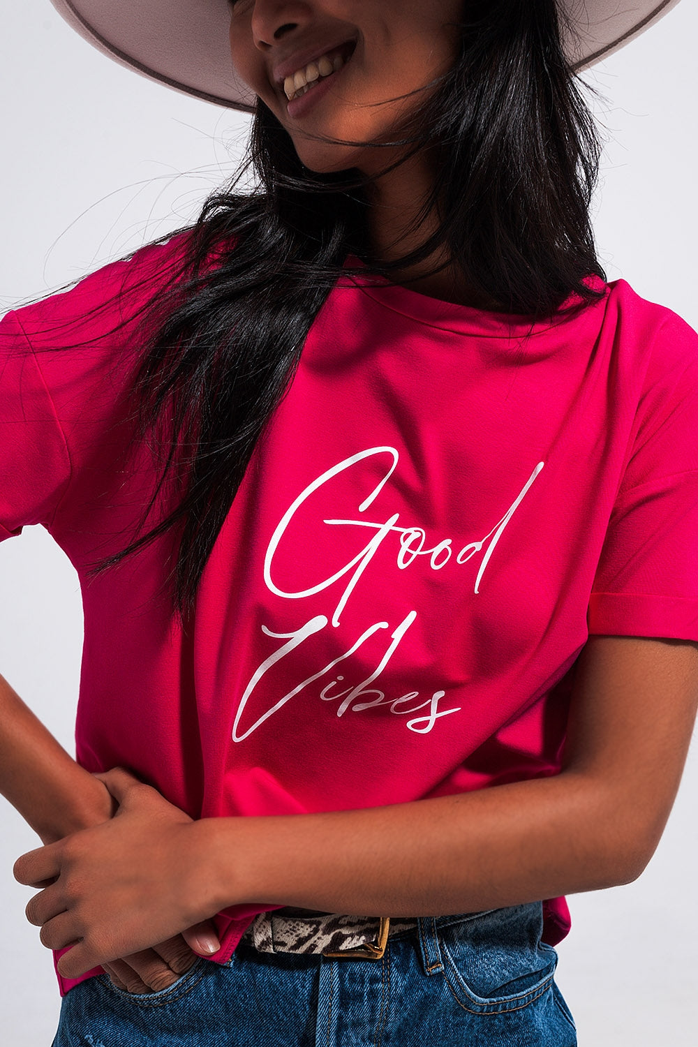 Good Vibes slogan tee in fuchsia - Tops