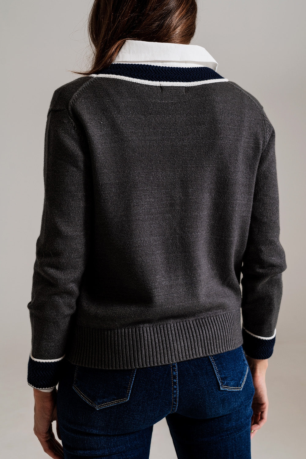 Gray cardigan with pockets and channel style - Cardigans